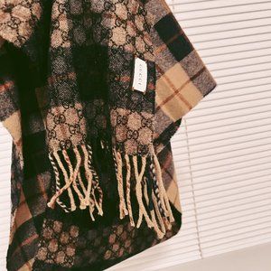 Gucci 100% Camel Authentic New